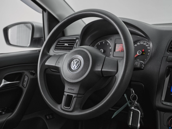Volkswagen Polo, V фото №10