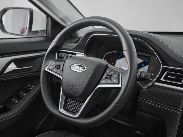 JAC J7, I фото №11