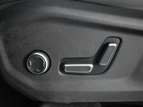 Geely Monjaro, I фото №15