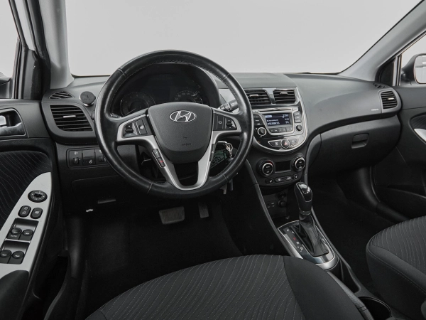 Hyundai Solaris, I Рестайлинг фото №7