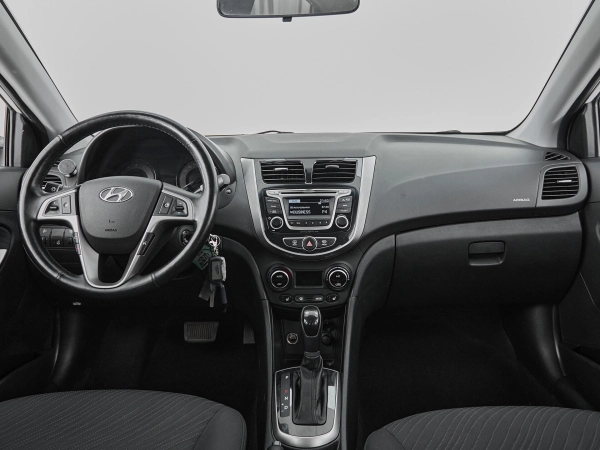Hyundai Solaris, I Рестайлинг фото №8
