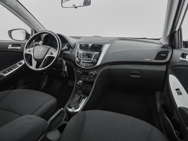 Hyundai Solaris, I Рестайлинг фото №9