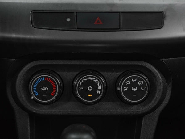 Mitsubishi Lancer, X фото №14