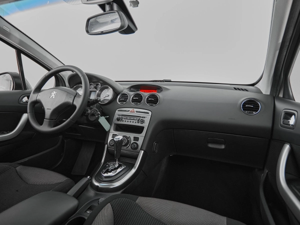 Peugeot 308, I фото №10