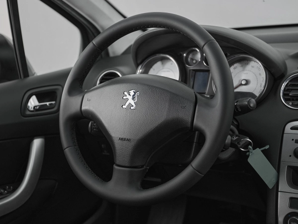 Peugeot 308, I фото №11