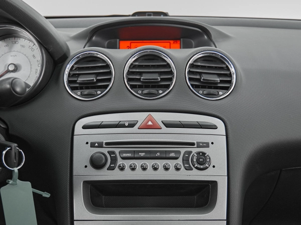 Peugeot 308, I фото №16