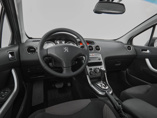 Peugeot 308, I фото №8