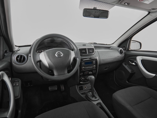 Nissan Terrano, III (D10) фото №7