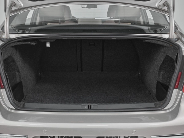 Volkswagen Passat, B6 фото №19