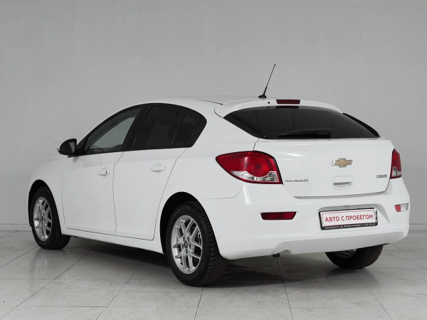 Chevrolet Cruze, I Рестайлинг фото №4