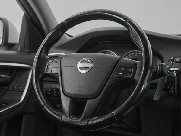 Volvo S60, II фото №10