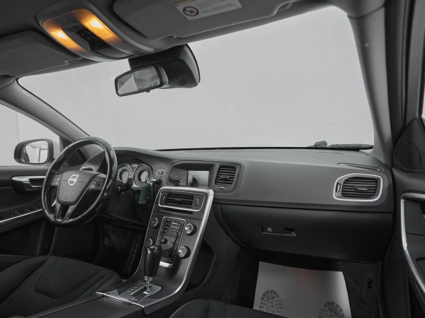 Volvo S60, II фото №9