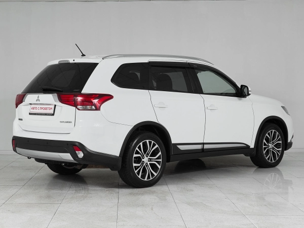 Mitsubishi Outlander, III Рестайлинг 2 фото №6