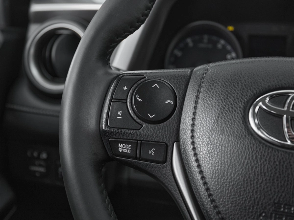 Toyota RAV4, IV (XA40) Рестайлинг фото №11