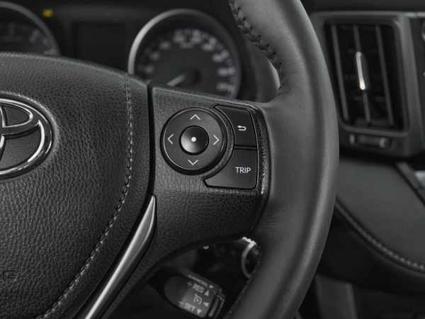 Toyota RAV4, IV (XA40) Рестайлинг фото №12