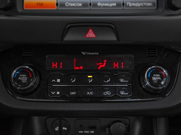 Kia Sportage, III фото №17
