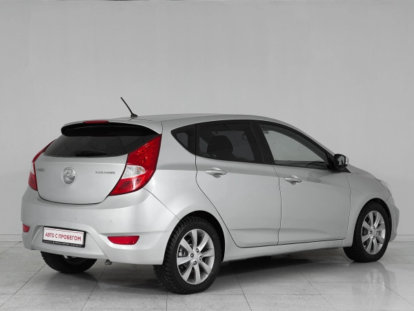 Hyundai Solaris, I фото №6
