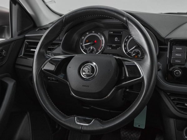 Skoda Rapid, II фото №11