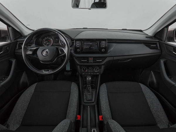 Skoda Rapid, II фото №8