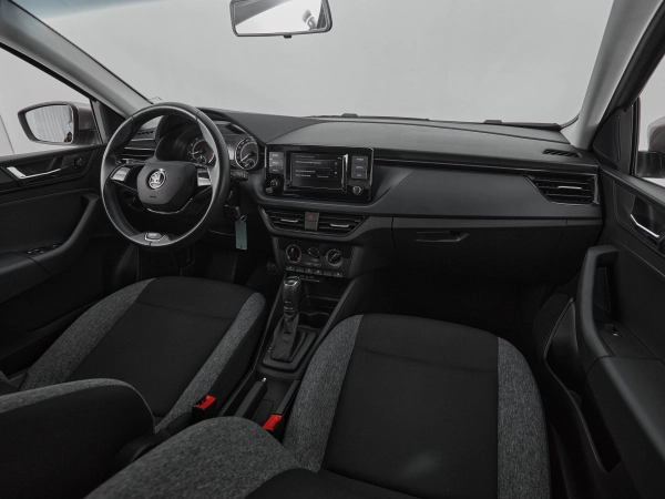 Skoda Rapid, II фото №9