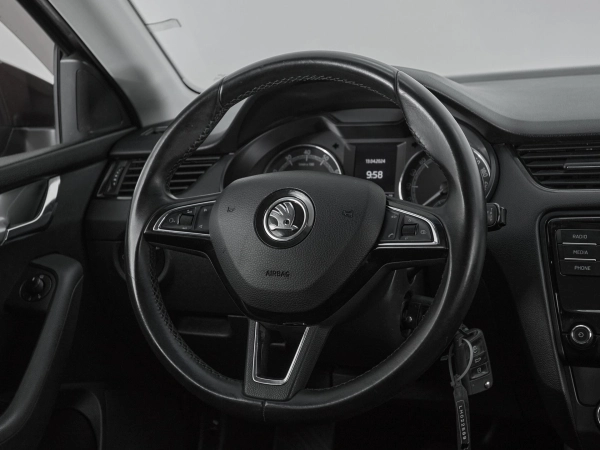 Skoda Octavia, III (A7) Рестайлинг фото №10
