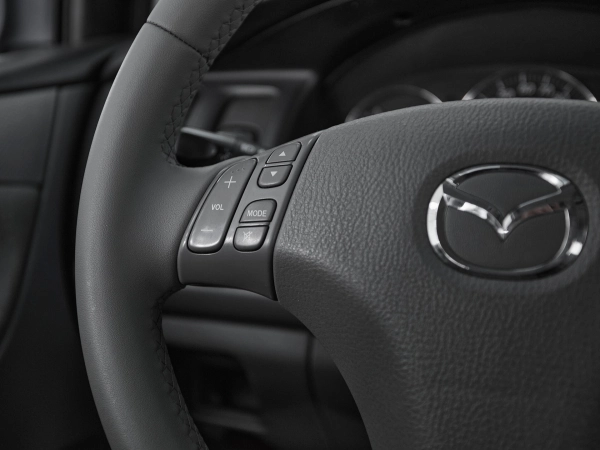 Mazda MPV, II (LW) Рестайлинг фото №11