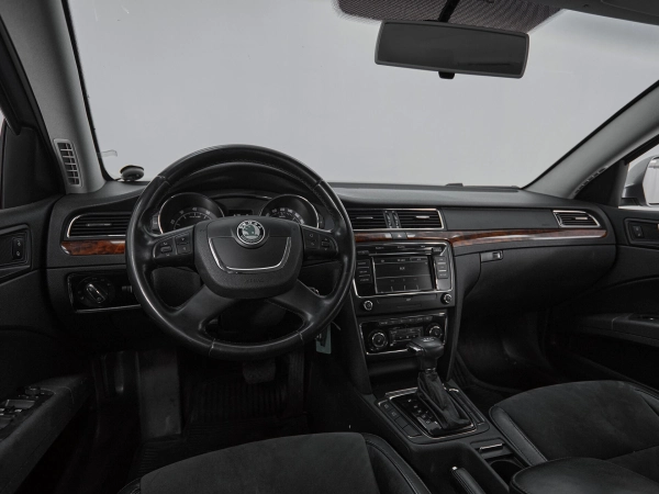 Skoda Superb, II фото №7