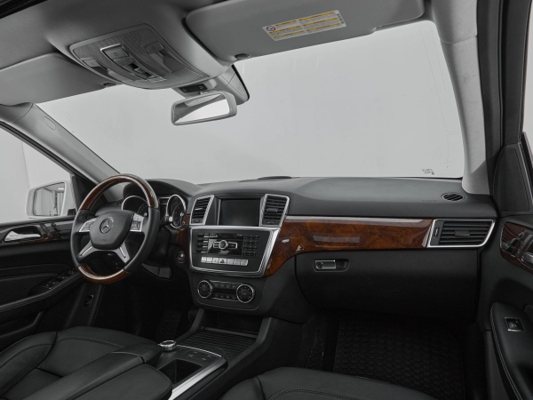 Mercedes-Benz M-Класс, III (W166) фото №10