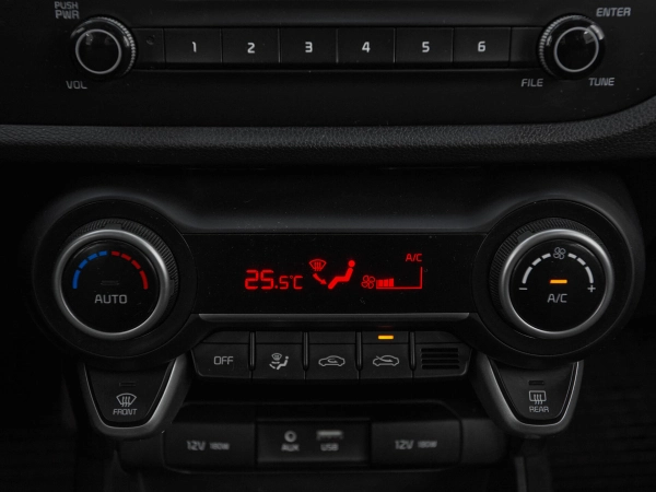 Kia Rio, IV фото №15