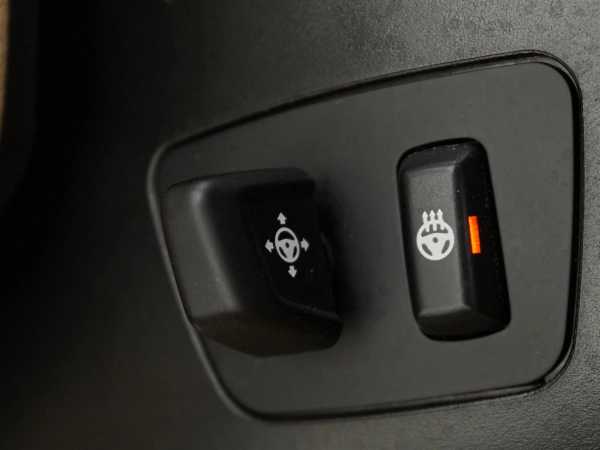 BMW 5 серии, VI (F10/F11/F07) Рестайлинг фото №19