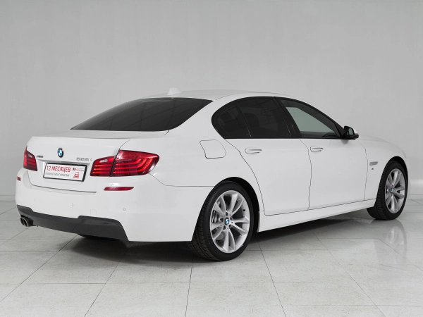 BMW 5 серии, VI (F10/F11/F07) Рестайлинг фото №6