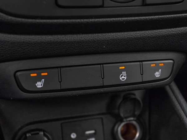 Hyundai Solaris, I Рестайлинг фото №15