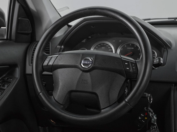 Volvo XC90, I Рестайлинг фото №10