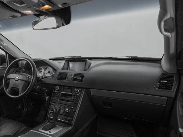 Volvo XC90, I Рестайлинг фото №8