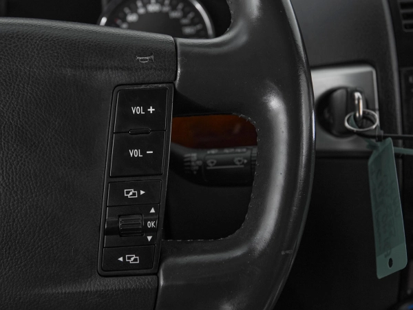 Volkswagen Touareg, I Рестайлинг фото №12