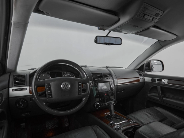 Volkswagen Touareg, I Рестайлинг фото №7