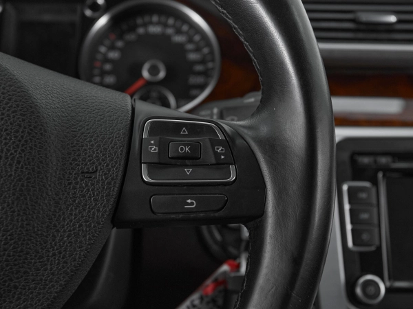 Volkswagen Passat, B7 фото №12