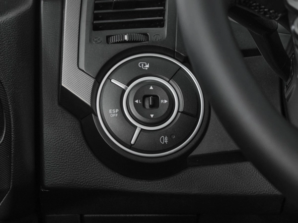 SsangYong Kyron, I Рестайлинг фото №12