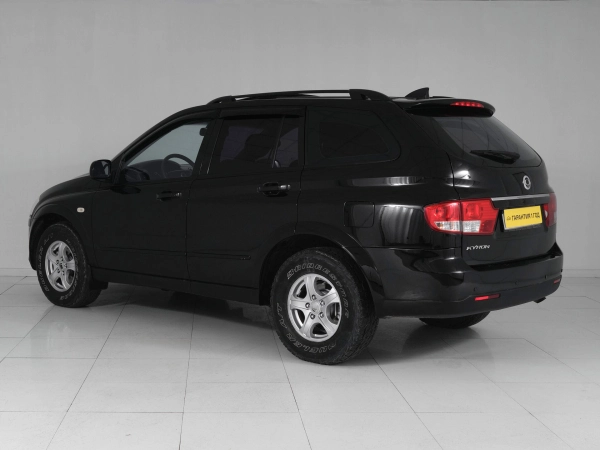 SsangYong Kyron, I Рестайлинг фото №4