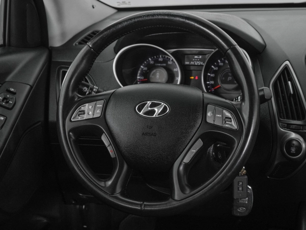Hyundai ix35, I Рестайлинг фото №10