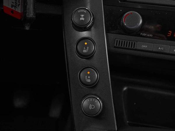 SsangYong Kyron, I Рестайлинг фото №15