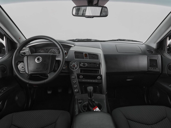 SsangYong Kyron, I Рестайлинг фото №8