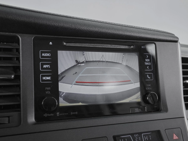 Toyota Sienna, III Рестайлинг фото №18