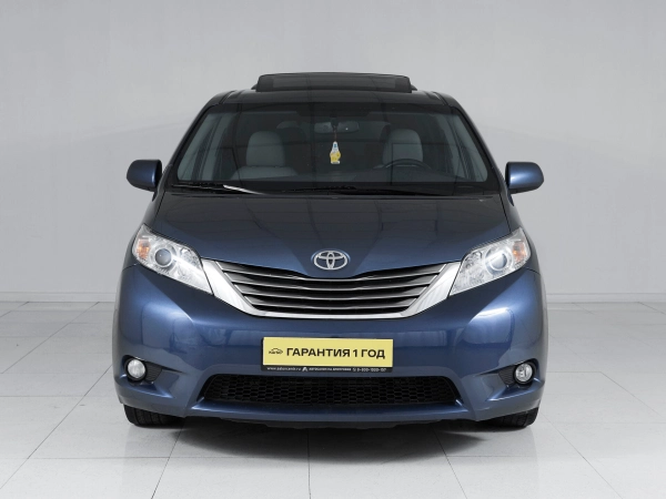 Toyota Sienna, III Рестайлинг фото №2