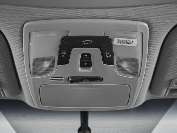 Toyota Sienna, III Рестайлинг фото №20