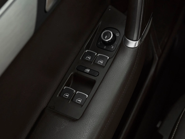 Volkswagen Passat, B7 фото №11