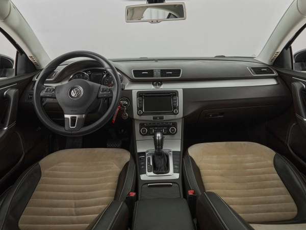 Volkswagen Passat, B7 фото №8