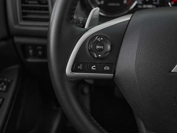 Mitsubishi ASX, I Рестайлинг фото №11