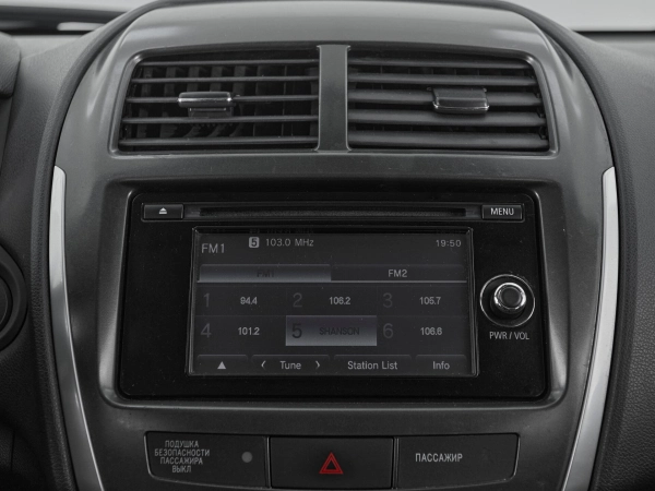 Mitsubishi ASX, I Рестайлинг фото №17