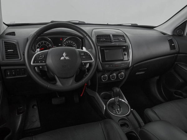 Mitsubishi ASX, I Рестайлинг фото №7